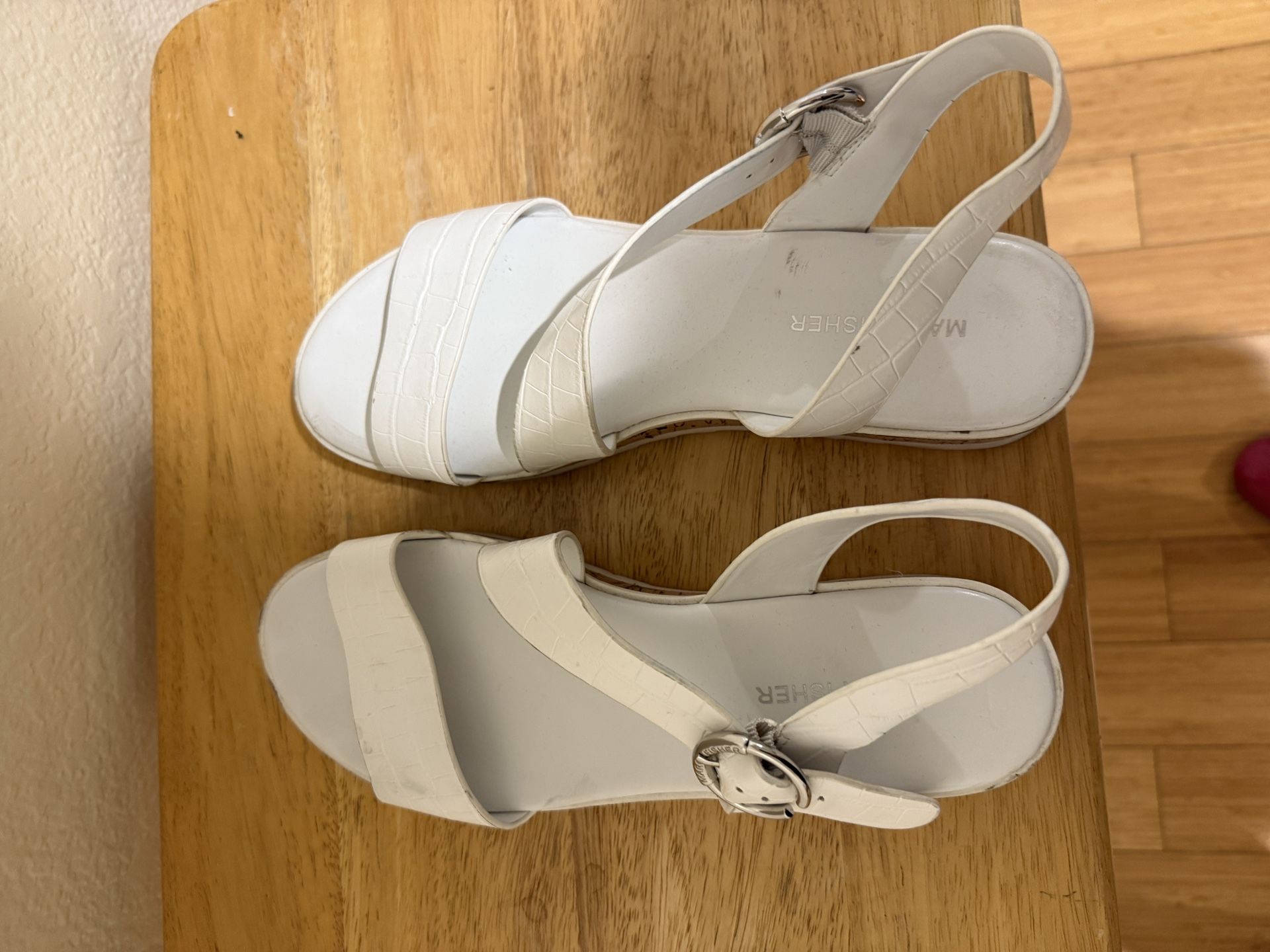 Marc Fisher Women's Grandie Treaded Flatform Wedge Sandals in size 9.5