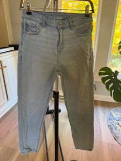 American Eagle Strigid Jeans Size 4