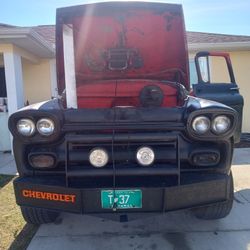 1959 APACHE 36,327,4 SPEED 4X4,On 33's