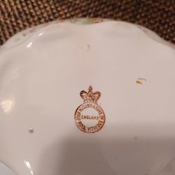 JOHN MADDOCK &SON'S ROYAL VITREOUS PORCELAIN VESSIE TORREAN- Antique Covered Porcelain Vessie