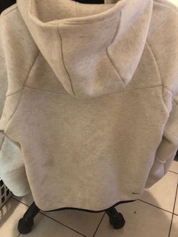 White Nike tech let me know need gone