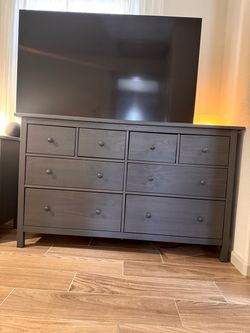 Dresser / Night Stand Set