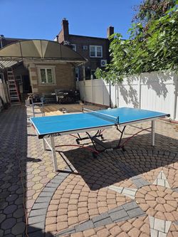 STIGA ping pong table