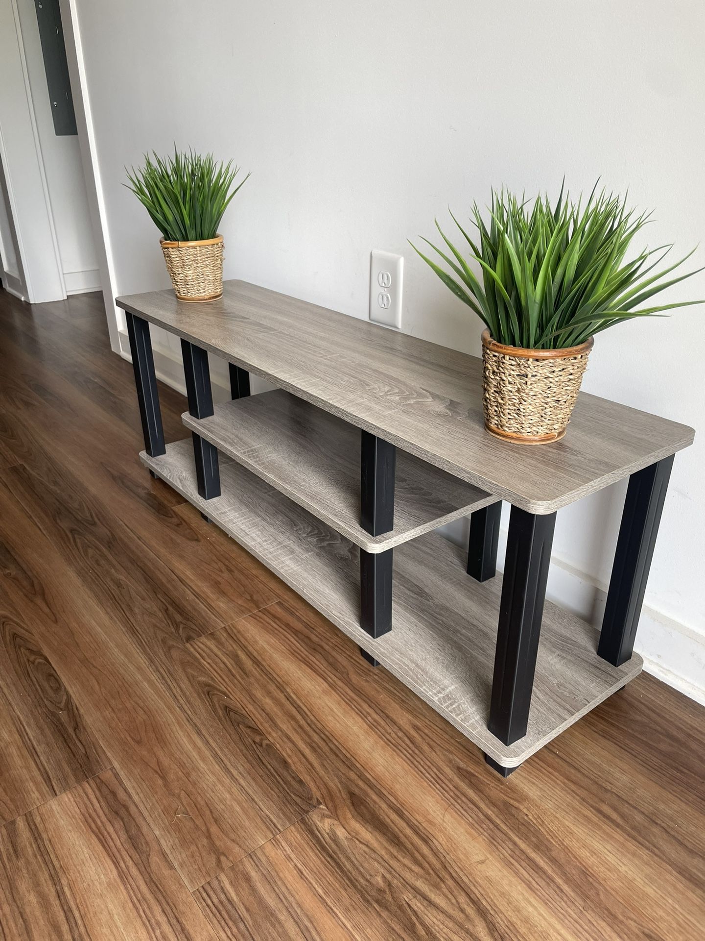 Side Table / TV Stand