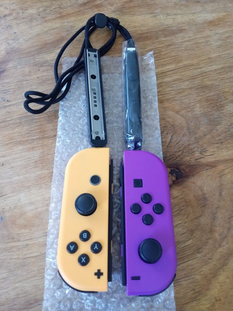 NINTENDO SWITCH JOY-CON CONTROLLER LEFT & RIGHT WIRELESS GAMEPAD + 2 WRIST STRAPS BLACK