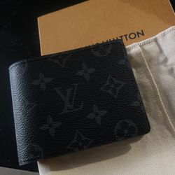 100 Percent Authentic Mens Louis Wallet For Sale.. With Receipt 