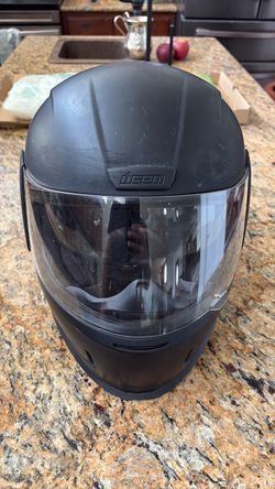 Motorcycle helmet. Icon Airform