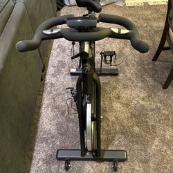 Indoor Cycling - Exercise Bike
