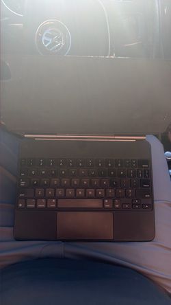 I pad Magic Keyboard