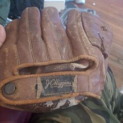 Vintage 1950s Baseball glove