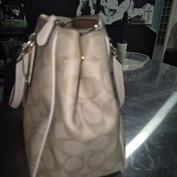 Tan Nice Clean Coach Purse 