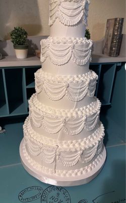 Wedding cake (display)