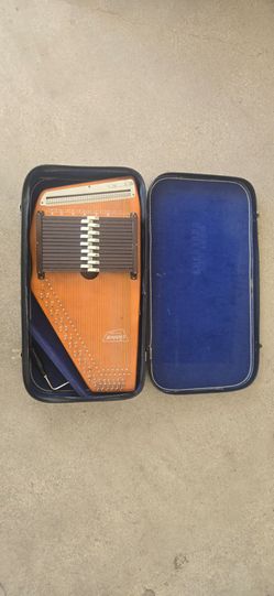 Autoharp by George Schmidt