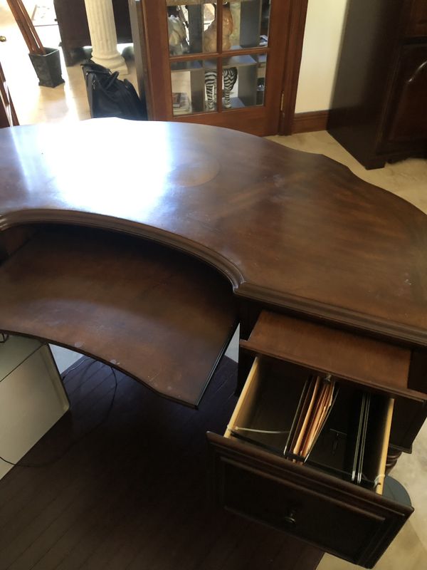Unique solid wood curved desk for Sale in Miami, FL OfferUp