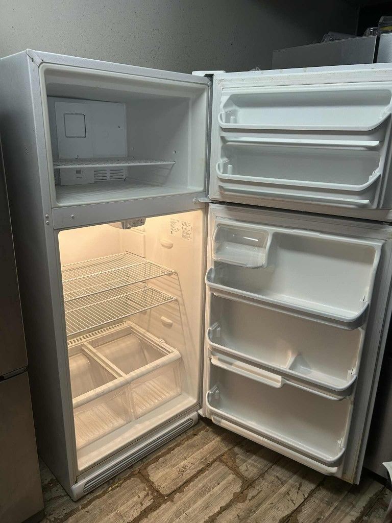 White Refrigerator Frigidaire