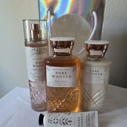 BATH AND BODY WORKS PURE WONDER 4 PEICE GIFT SET IN GIFT BAG, NEW AS PICTUREF