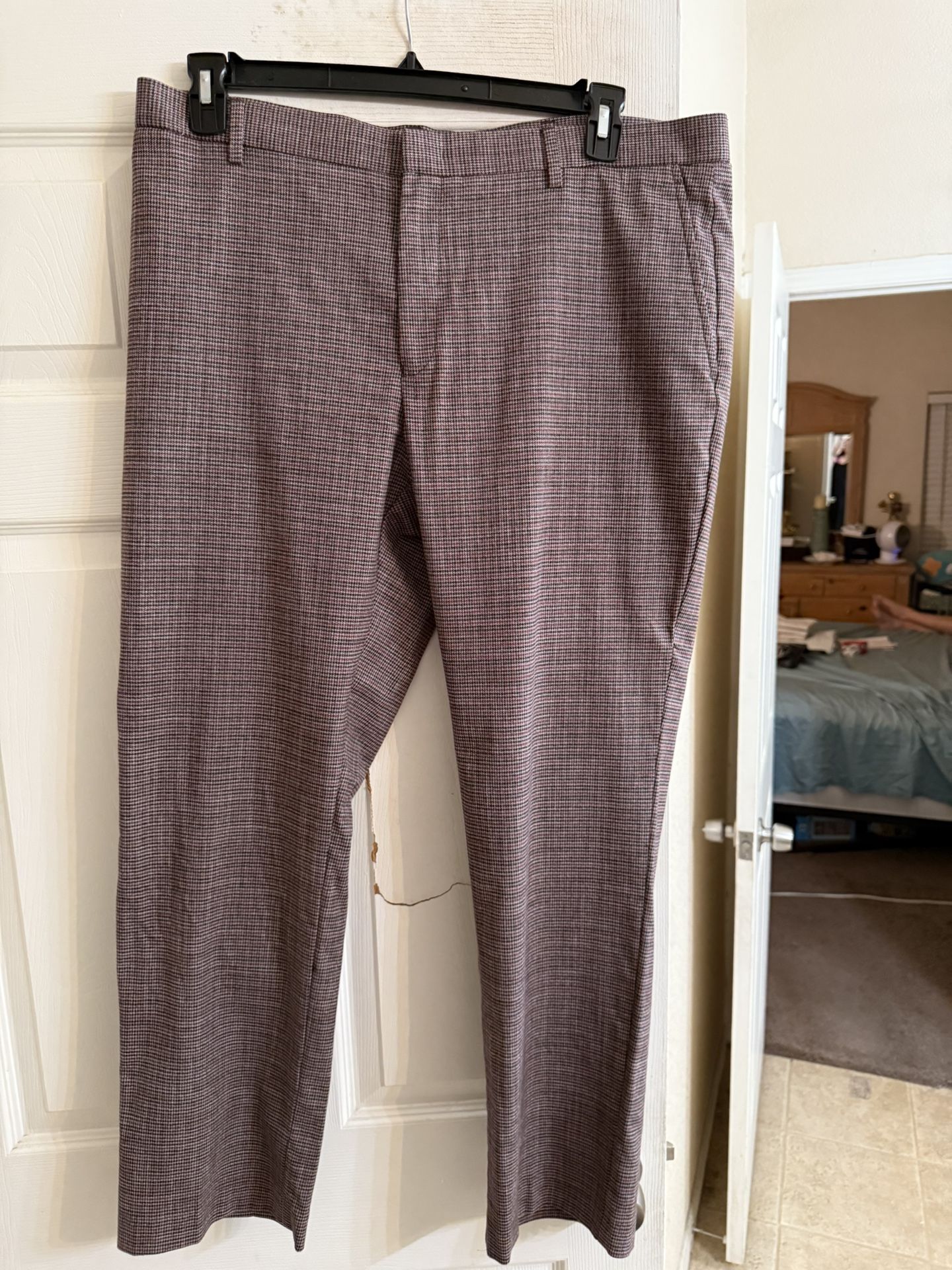 Men’s Multi Color Dress Or Casual Pants In Size 38x30