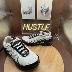 Nike Air Max Plus RF White Volt Black (GS) Sz 6.5Y