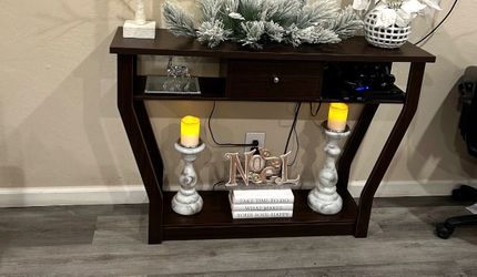 Console table