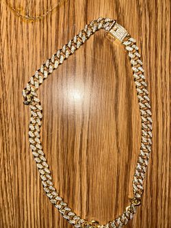 Golden Diamond Chain