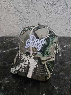 BRAND NEW NEVER WORN MENS DAD GANG CAMO SNAPBACK ADJUSTABLE HAT