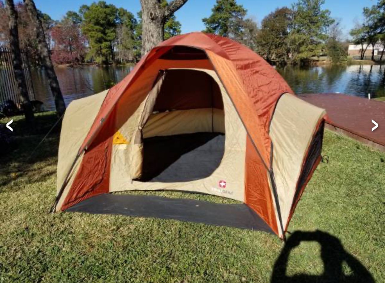 Like New Swiss Gear Camping Tent - 10' x 9'6" Model SG33062F w/ carrying bag  ONLY USED ONCE! Complete And Flawless! 