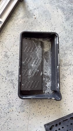 Black Plastic Paint Roller Tray