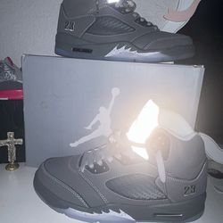 Jordan 5s wolf grays  size 10 men’s