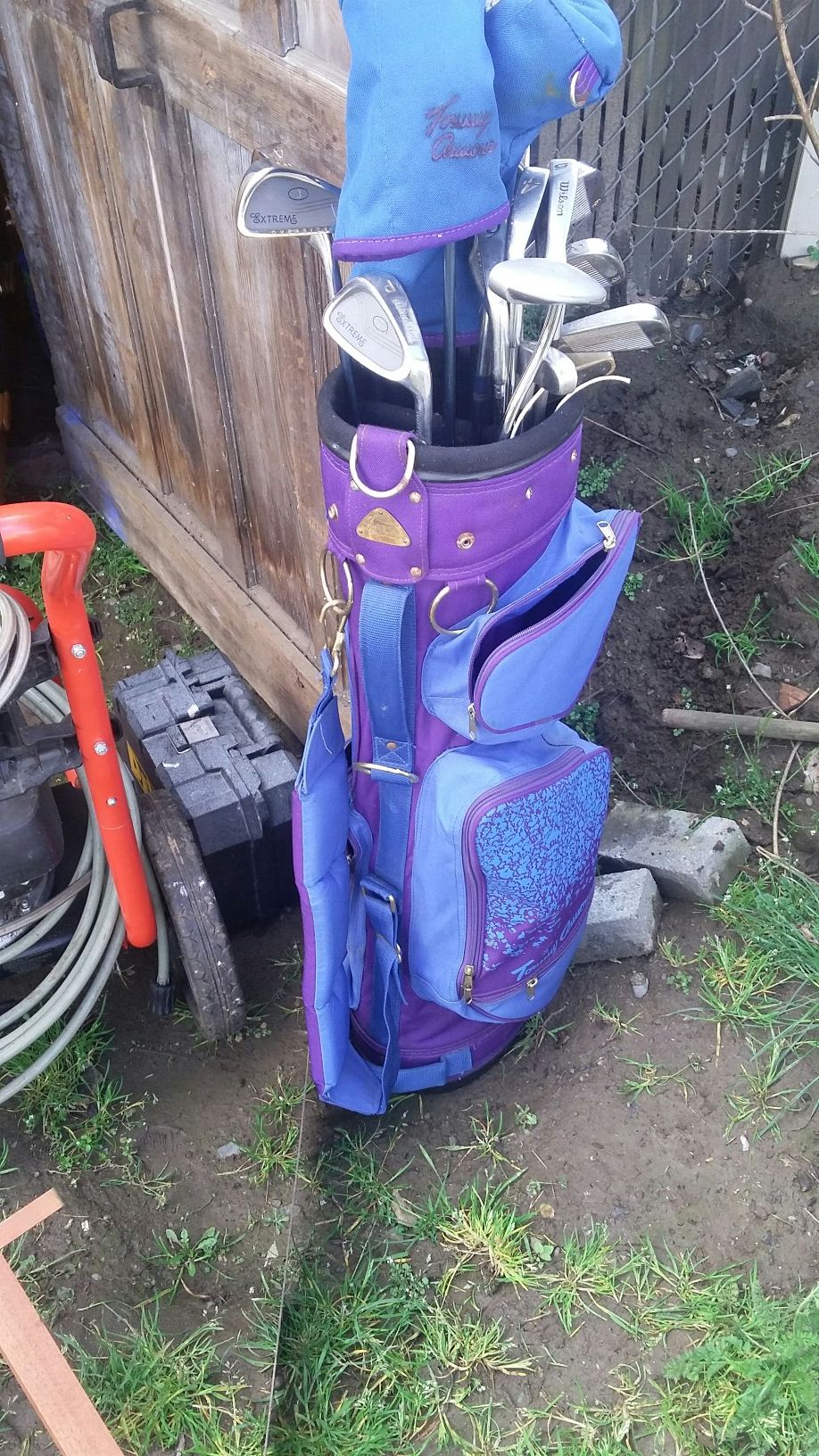 Full set Ladies Golf Clubs w/Bag