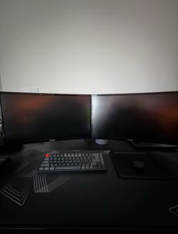 Samsung 24" Curved FHD Gaming Monitors W/ mount