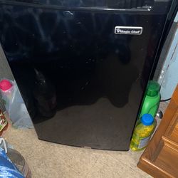 Small Refrigerator Magic Chef