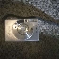 Canon Elph 2 camera 