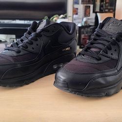 Nike Air Max.    Size 11