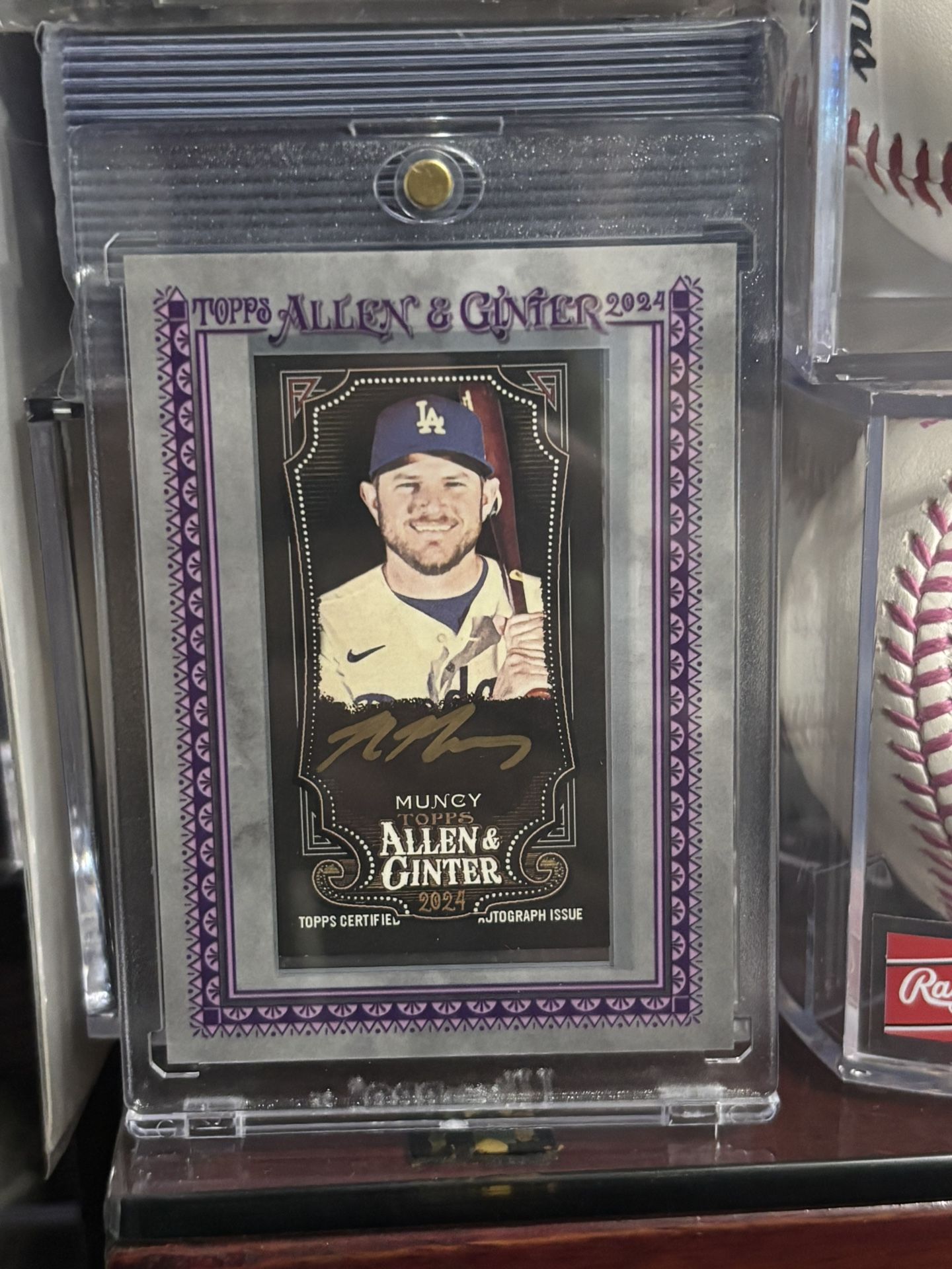 Max Muncy 2024 Topps Allen & Ginter Framed Mini Autograph /5 Dodgers 