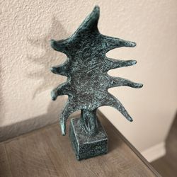 Beetlejuice Statue