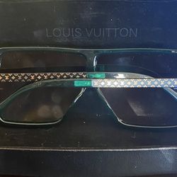 Brand New Louis Vuitton Sunglasses 