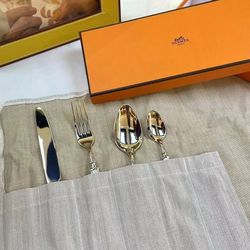 Hermes beige cutlery tool holder roll