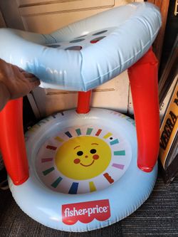 Inflatable ball pit