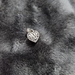 Silver Heart Pendant ....Secret Stash