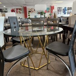 5 Pc. Dining Room Set 