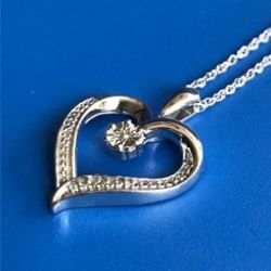 Diamond Heart Pendant 