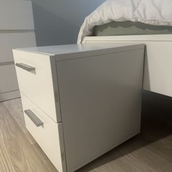 White 2 Drawer Night Stand
