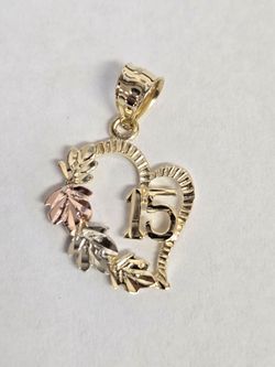 14kt Gold "15" Heart Charm