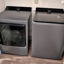 LG Washer and Electric Dryer Set
