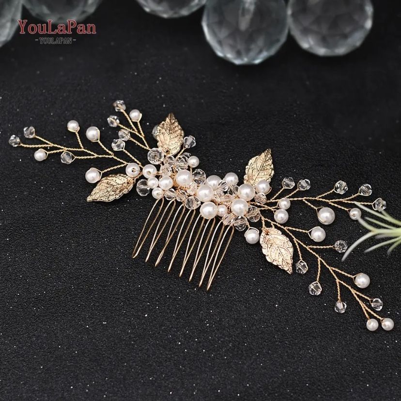 Wedding Tiara Bridal Combs Rhinestone Wedding Headwear Wedding Hair Accessories Bridal Headdress Wedding Hair Comb   Message me if you are interested 