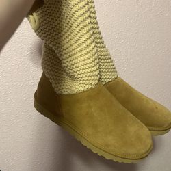 Women’s Ugg Boots In Size 10 (tan color)