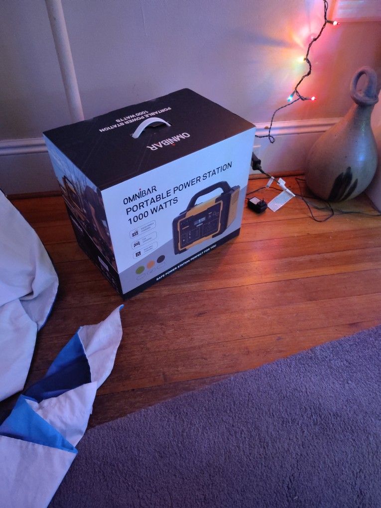 solar Power Generator  1000 watts   new