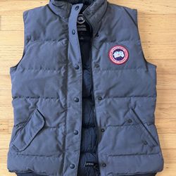 Canada Goose Puffer Vest 