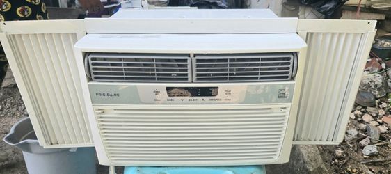 Air Conditioner 6000 btus 🥶🥶🥶