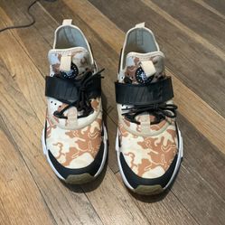 Size 9 air huarache drift premium desert Camo